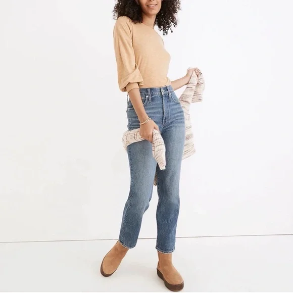 Madewell The Perfect Vintage Straight Leg Mom Jean in Belbury Wash 27