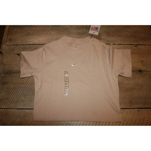 Nike Kids XS Sportswear Essential Loose Fit Crop‎ T-Shirt Tan Beige DH5750-126