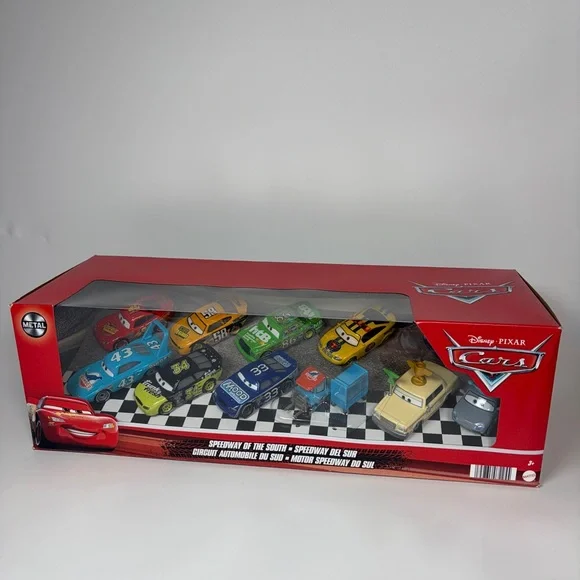 Disney Pixar Cars - Speedway of the South - 11 Cars Metal‎ TARGET exclusive 2021