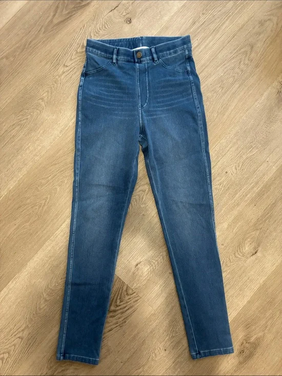NWOT Rae Mode Skinny Stretch Jeans in Medium Blue