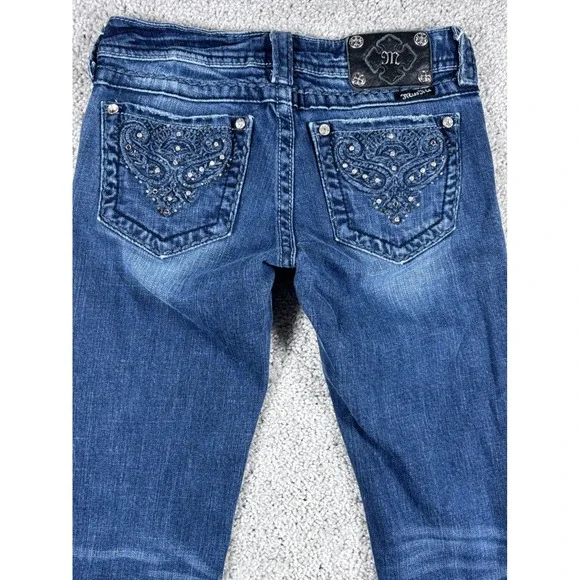 Miss Me Jeans Womens Size 27 Boot Cut Denim Dark Wash Embellished Pockets‎