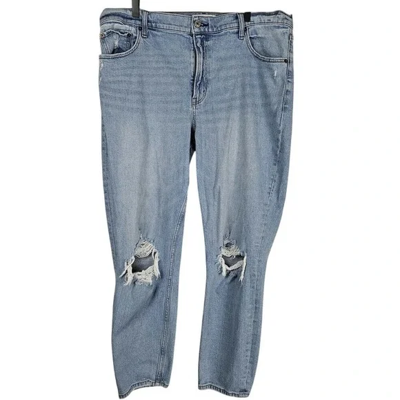 Abercrombie & Fitch The Mom‎ High Rise Jeans Womens 18L Light Wash Distressed