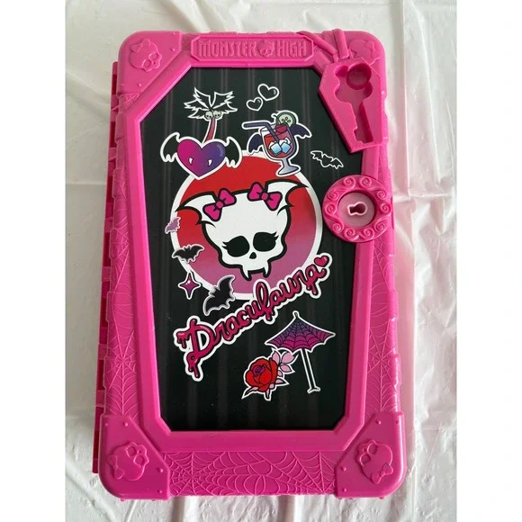 Monster High Draculaura Coffin Storage Case Pink Black Skull Accessory Box