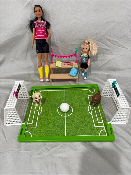 Barbie Chelsea Soccer Playset with additional soccer Barbie doll