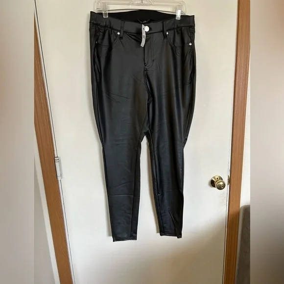 NWT Lane Bryant size 12 faux black, leather pants