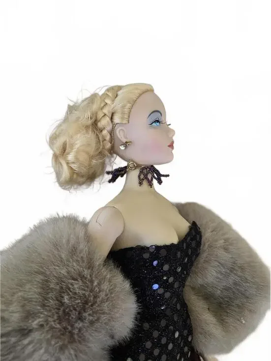 Ashton Drake Gene Marshall Sparkling Seduction-musty