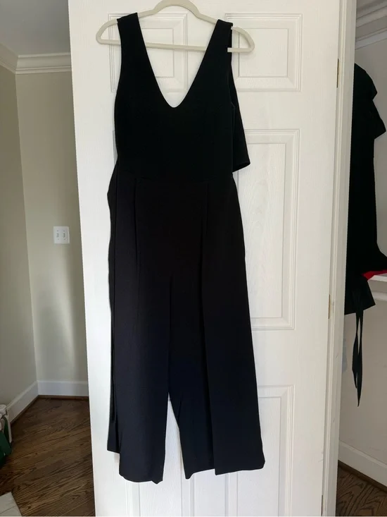 Club Monaco Black V-Neck Wide-Leg Jumpsuit