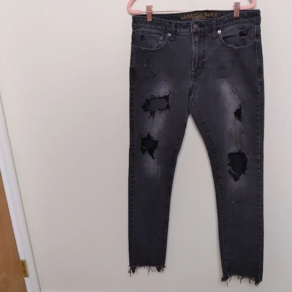 American Eagle Men's Black Heavily Distressed Destroyed Skinny Jeans Size 33x32