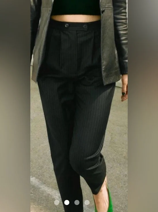 Reformation grey pleated pinstripe trousers sz 2