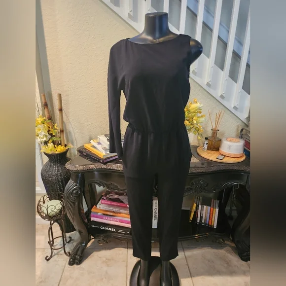 Zara jumpsuit size S NEW
