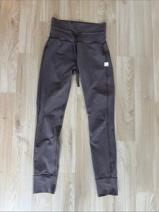 Vuori Daily Form High-Waist Drawstring Leggings