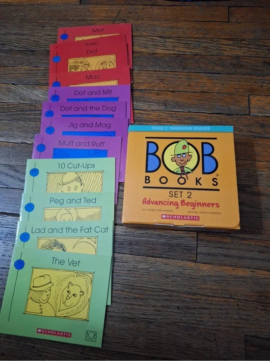 Scholastic Bob Books Early Readers Set - Multi-Color(24)