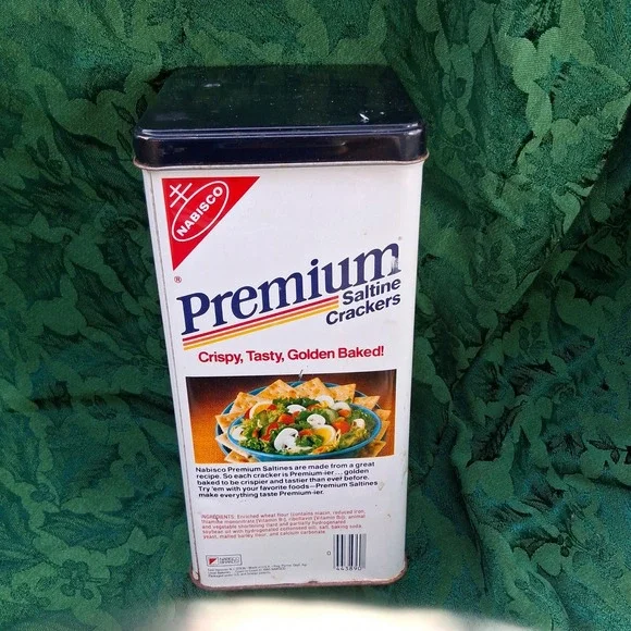 Vintage 1985 Nabisco Premium Saltine Crackers Tin 16oz Collectible