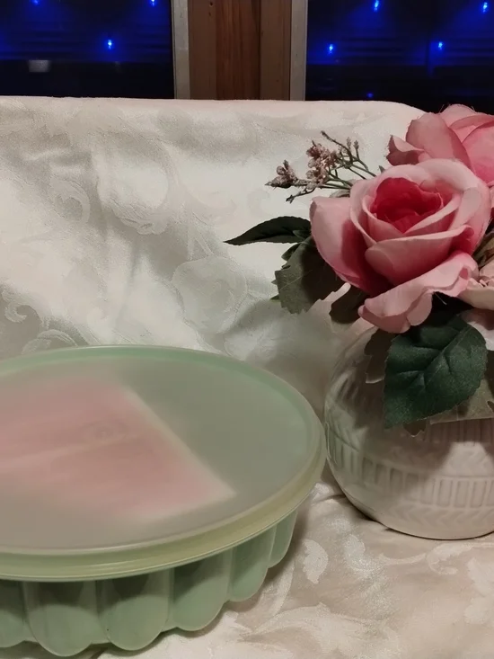 Vintage Green Jell-O Mold