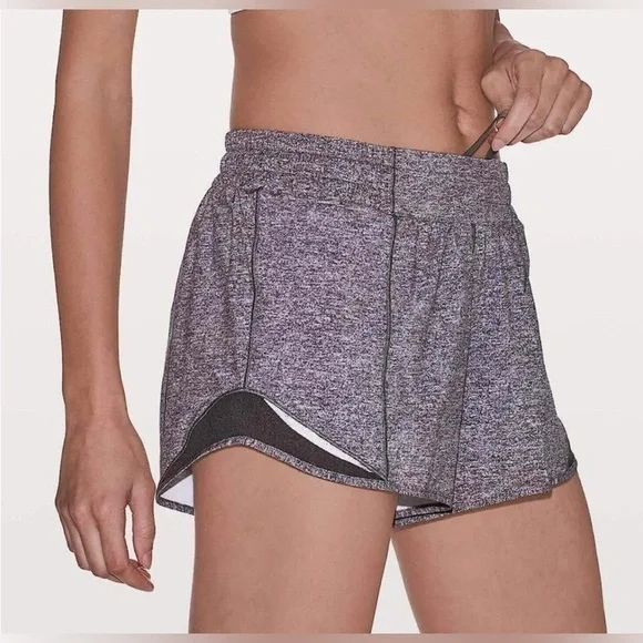 Lululemon Hotty Hot Short Low-Rise 4 Tall “Heather Lux Multi Black