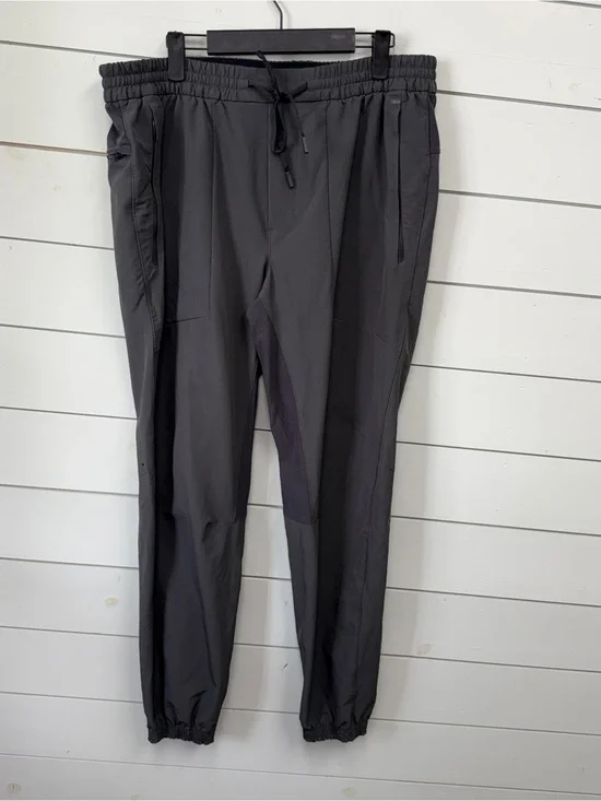Lululemon license to train jogger full length dark gray men's size XL