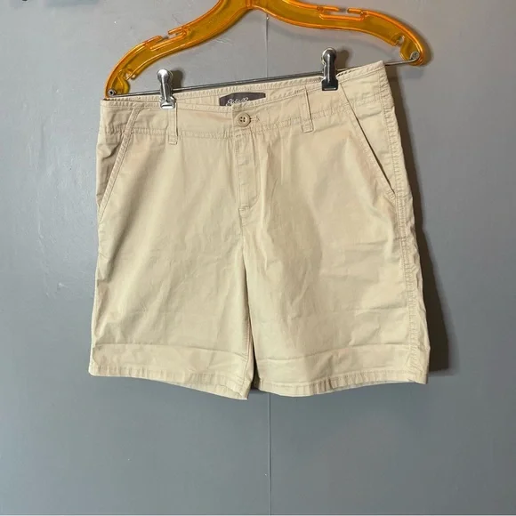 Eddie‎ Bauer Women's Khaki Cotton Shorts 8
