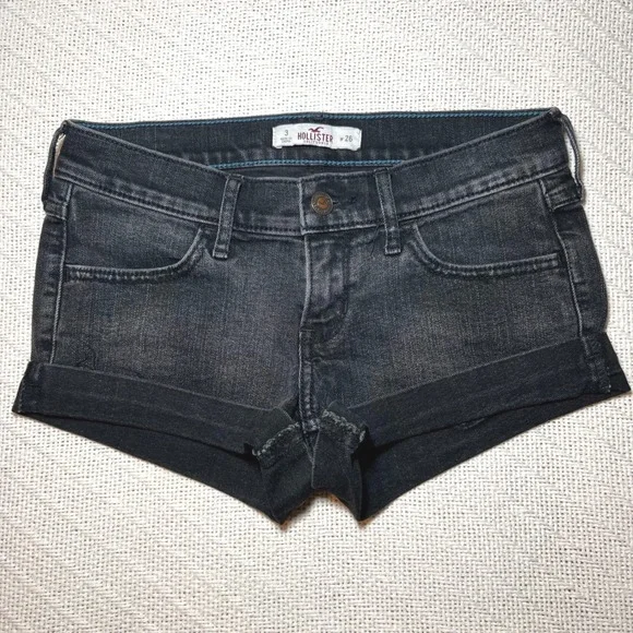 Hollister Women Black Denim Low Rise Cuffed Shorts Size 3 W26 Cut Offs