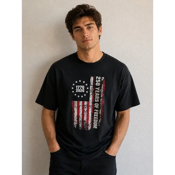 Gildan 250 Years of Freedom 1776-2026 USA Flag Graphic‎ T-Shirt Mens 2XL Black