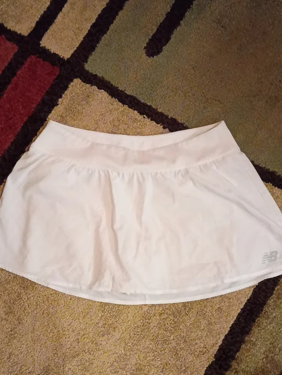 New Balance White Women's Athletic Skirt Size Large