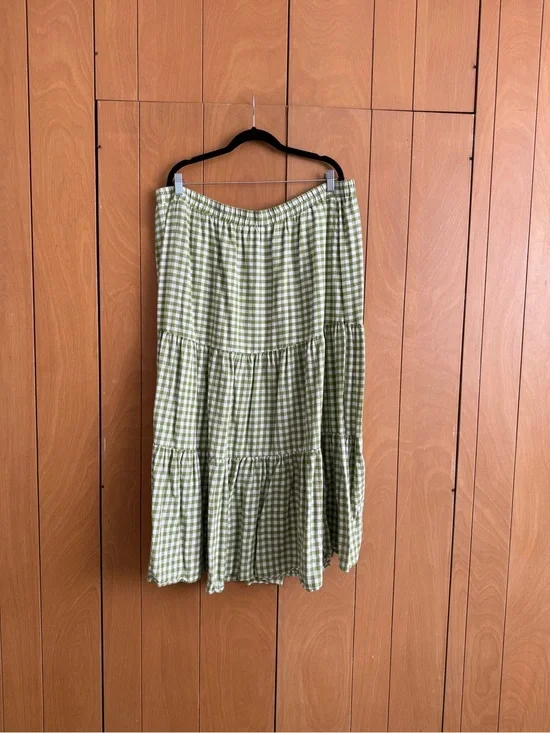 Light Green Gingham Tiered Midi Skirt