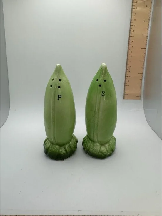 Vintage Pea Pod Salt And Pepper Shakers - Made In Japan With Cork