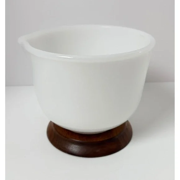 Vintage Glasbake Sunbeam White Milk Glass‎ Mixer Bowl 20CJ Made USA