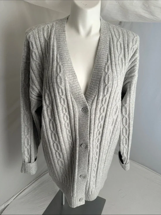 Alo Athletic Heather Cable Knit Winter Bliss cardigan