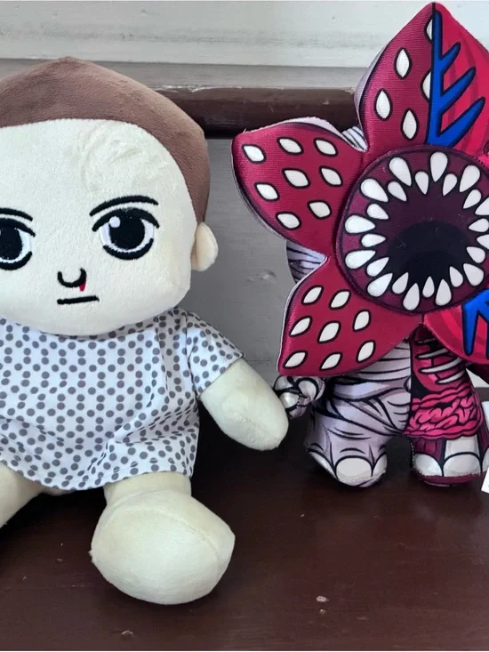 Stranger Things Eleven and demagorgan plush