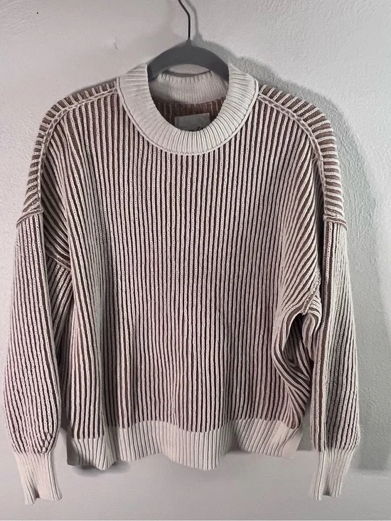aerie Two-Tone Ribbed Crewneck Sweater in Cream and Brown