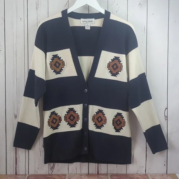 Vintage Casual Corner Navy Blue and Cream Preppy Aztec Women's‎ Cardigan Medium