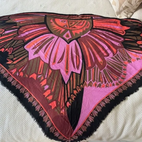 Emilio Pucci Large Triangle Frayed wool silk pashmina Scarf(Fusia Orange Black)