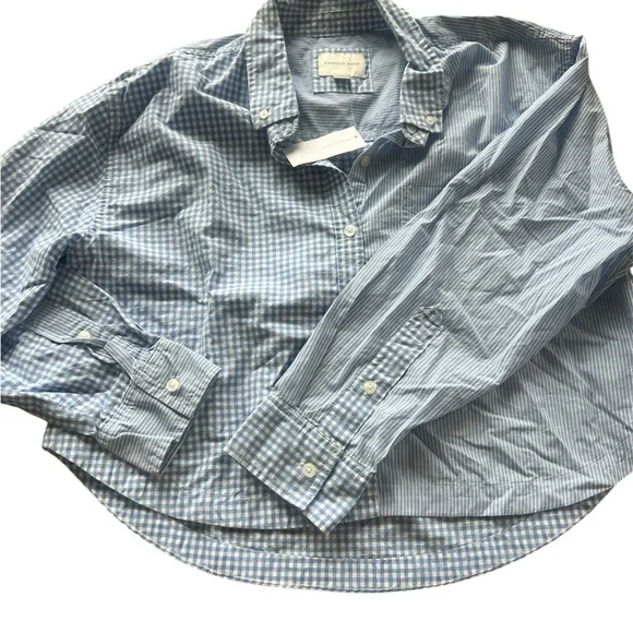 NWT American Eagle white and blue stripe square print button down shirt size M