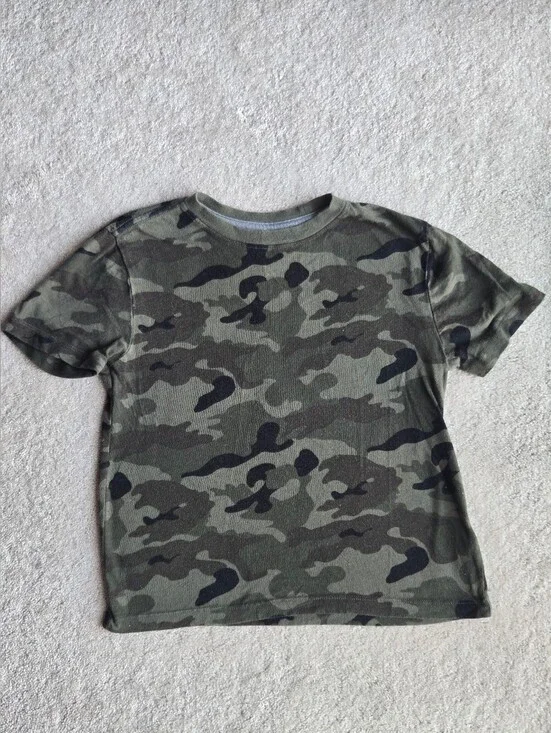 Old Navy Green Camo Short Sleeve Tee