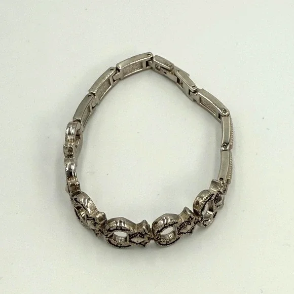 Vintage Silver Tone Link Bracelet Textured Panel Design‎