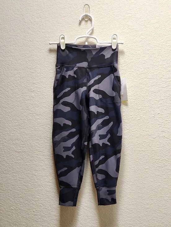 Old Navy Girls PowerSoft High Rise Jogger Black Camo XSmall