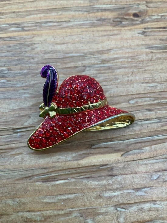 Red Jeweled Hat Society Vintage Purple Feather Accent Gold Tone Brooch
