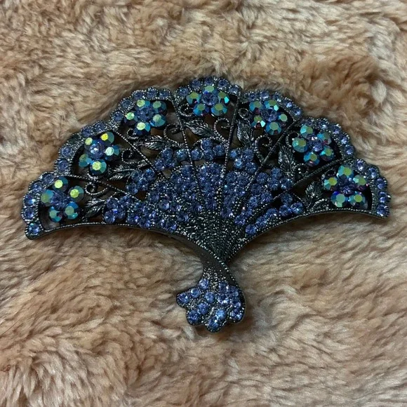 Vintage Kirks Folly Signed Folding‎ Fan Brooch Pin Lavender AB Rhinestones Black