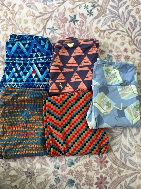 LuLaRoe Mixed Printed‎ Leggings Bundle - Blue, Coral, Gray, Multicolor, Teal