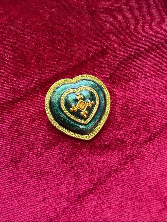 Vintage Heart Green Enamel Brooch