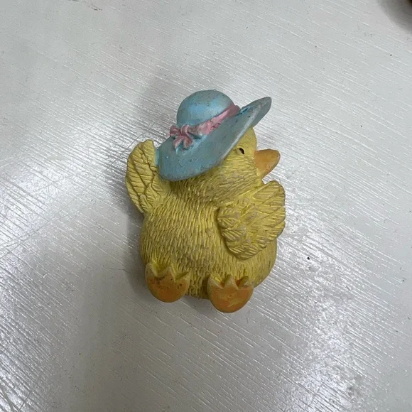 Vintage Easter Chick Pin