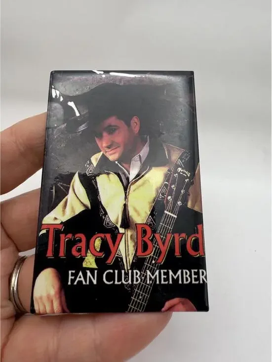 Tracy Byrd Fan Club Member Pin Badge