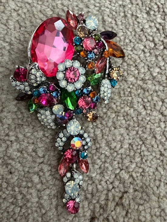 NWOT Aratta Silent Journey- Jewel Floral Pin- Multi- Color