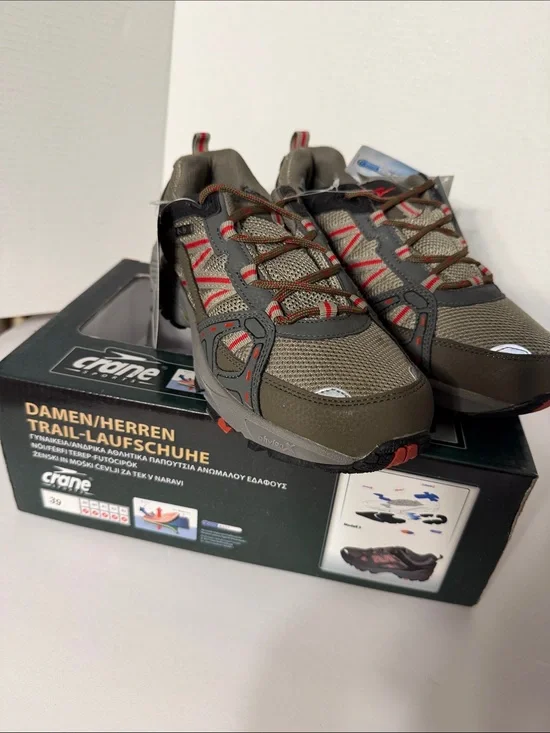 Crane Men's Olive Trail Athletic Shoes with Red Accents