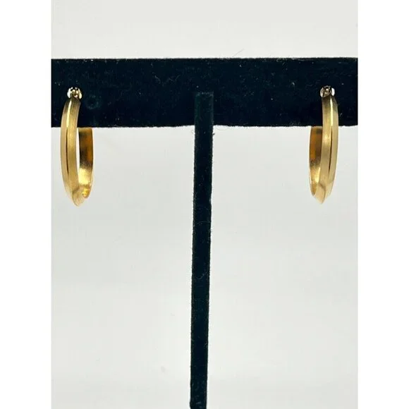 Gold Tone Stainless Steel Hoop Earrings‎ Medium Size Simple Classic Minimalist
