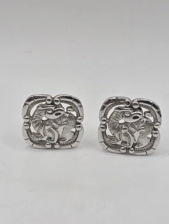 VTG Signed Monet Silver Tone Asian Mythical Dragon Lion Openwork Clip On Earring