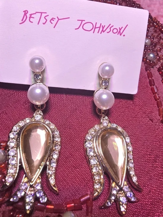 Betsey Johnson Gold-tone Pink Teardrop Pearl Drop Earrings