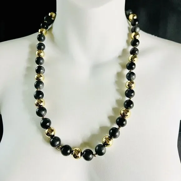 Vintage Black Gold Tone Lucite Statement Beaded Beads Pretty Necklace 1074