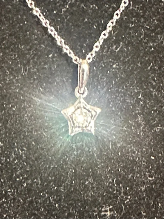 585 beautiful star necklace