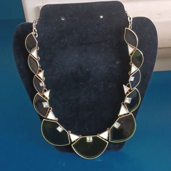 Black/Gold Statement Necklace, 10